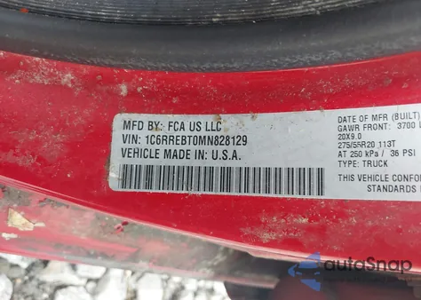 2021 Ram 1500 Big Horn 4X2 6'4 Box из США, поврежденный, VIN 1C6RREBT0MN828129